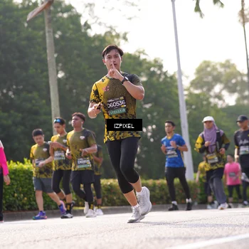 Runner Photo 6546775