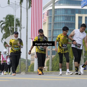 Runner Photo 6546818