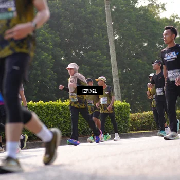 Runner Photo 6546822