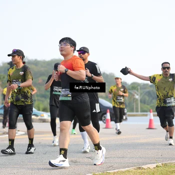 Runner Photo 6546838
