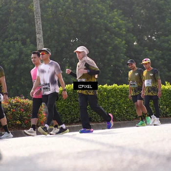 Runner Photo 6546851