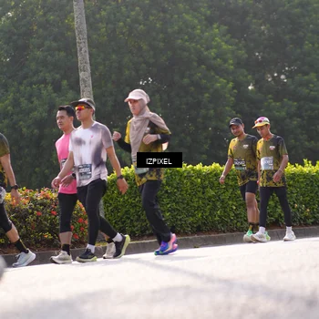 Runner Photo 6546865
