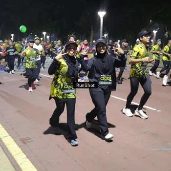 Runner Photo 6546869