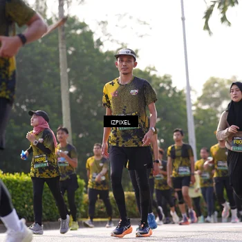 Runner Photo 6546879