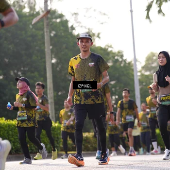 Runner Photo 6546893