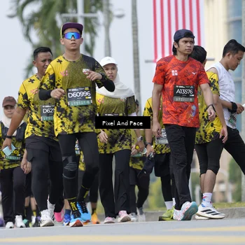 Runner Photo 6546894