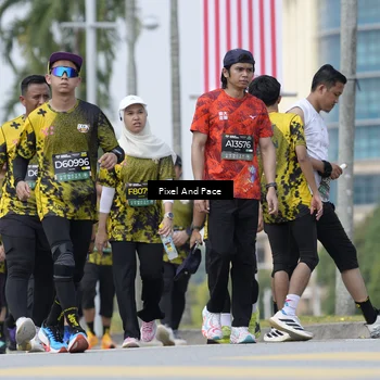 Runner Photo 6546897