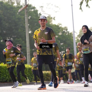 Runner Photo 6546908