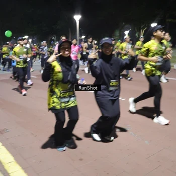 Runner Photo 6546910