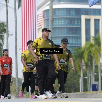 Runner Photo 6546917
