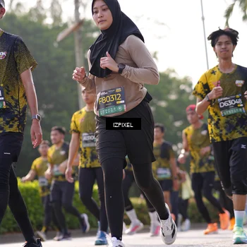 Runner Photo 6546924