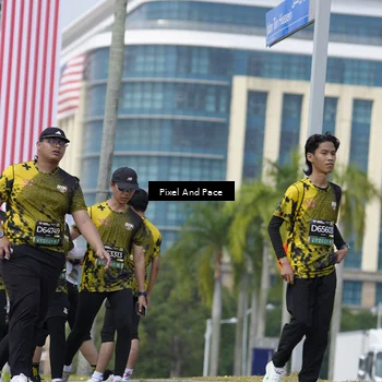Runner Photo 6546945