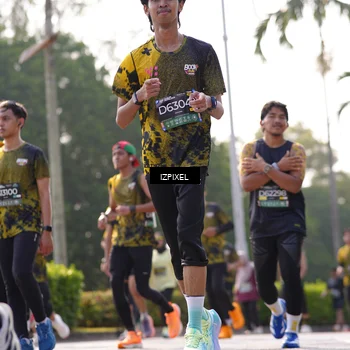Runner Photo 6546962