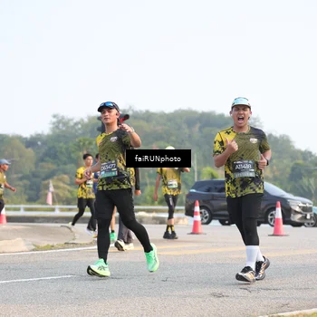 Runner Photo 6546973