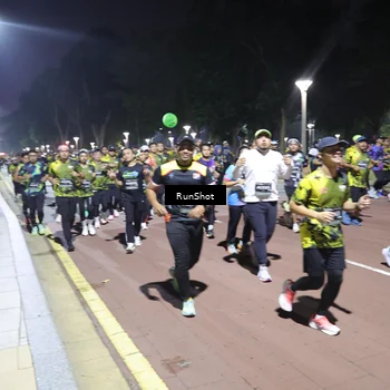 Runner Photo 6546998