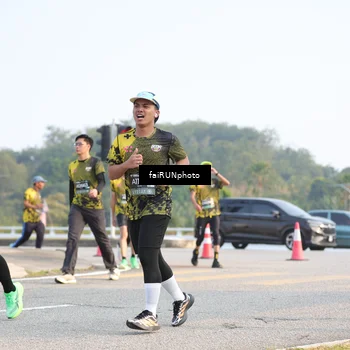 Runner Photo 6547007