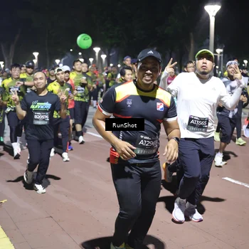 Runner Photo 6547022
