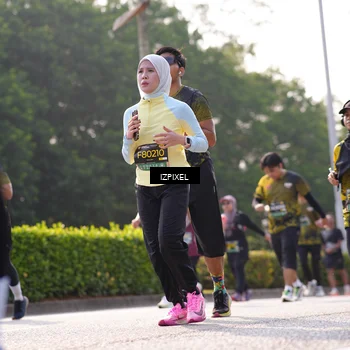 Runner Photo 6547033