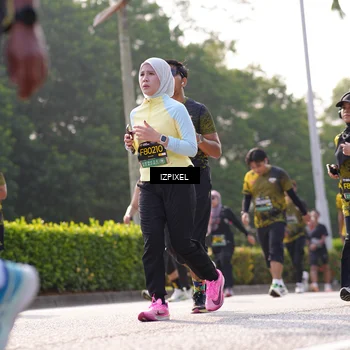 Runner Photo 6547042