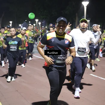 Runner Photo 6547044