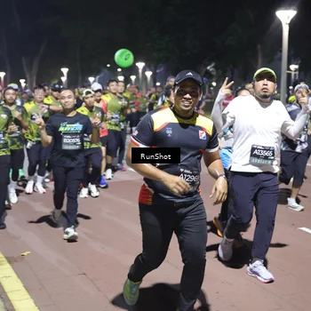 Runner Photo 6547072