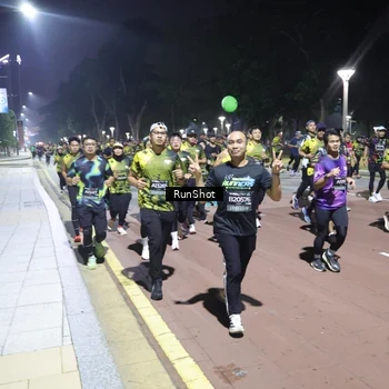Runner Photo 6547079