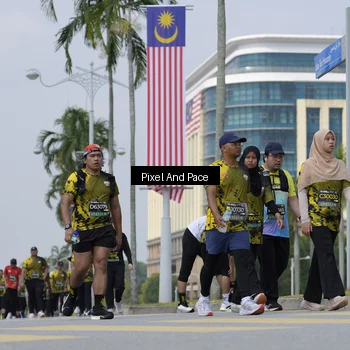 Runner Photo 6547080