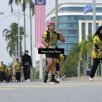 Runner Photo 6547084