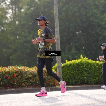 Runner Photo 6547088