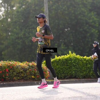 Runner Photo 6547128