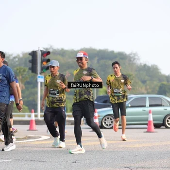 Runner Photo 6547158