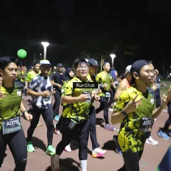 Runner Photo 6547175