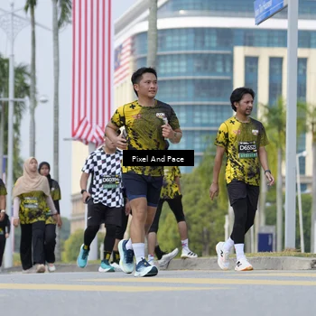 Runner Photo 6547190