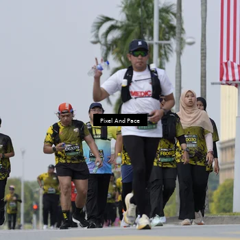 Runner Photo 6547200