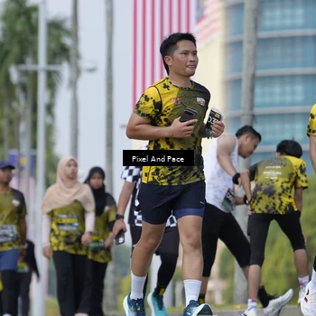Runner Photo 6547219