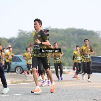 Runner Photo 6547223