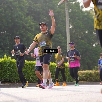 Runner Photo 6547224