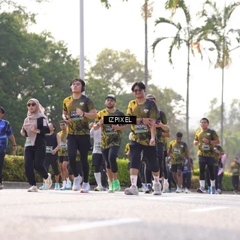 Runner Photo 6547234