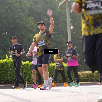 Runner Photo 6547273