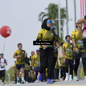 Runner Photo 6547289