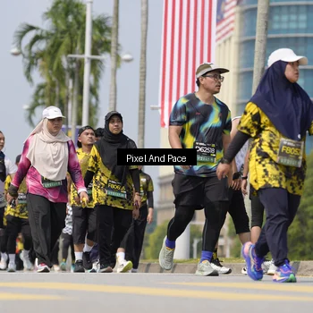 Runner Photo 6547356