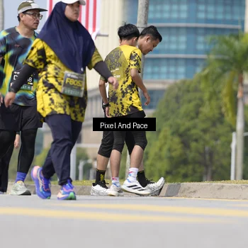 Runner Photo 6547365