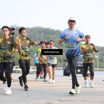 Runner Photo 6547415
