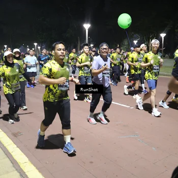 Runner Photo 6547422