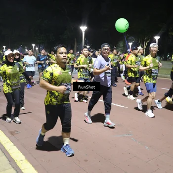 Runner Photo 6547431