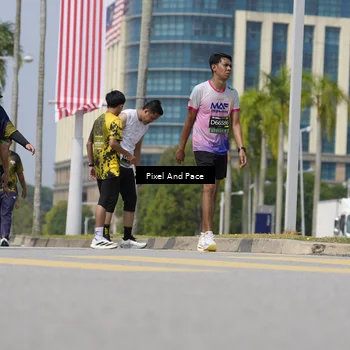 Runner Photo 6547432