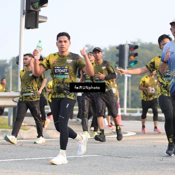 Runner Photo 6547438