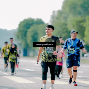 Runner Photo 6547444