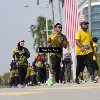 Runner Photo 6547448