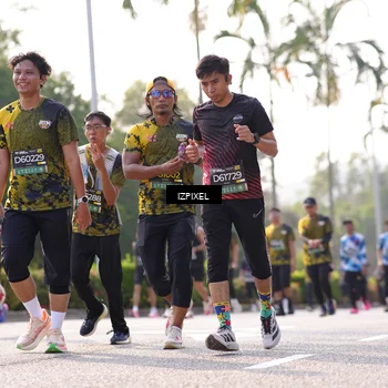 Runner Photo 6547474